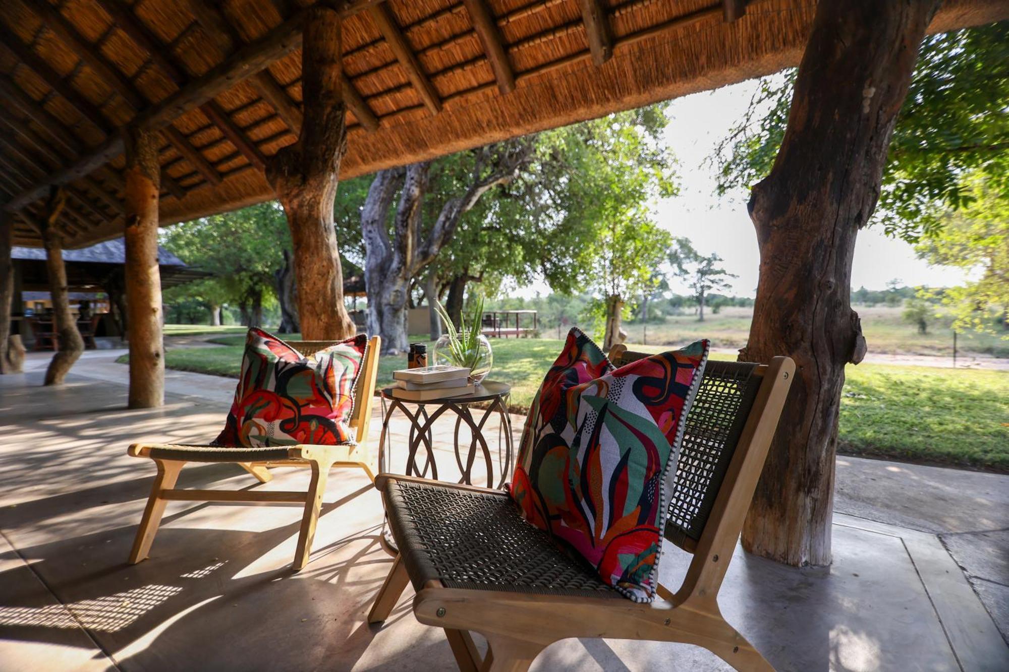 Senalala Safari Lodge Klaserie Private Nature Reserve Exterior foto