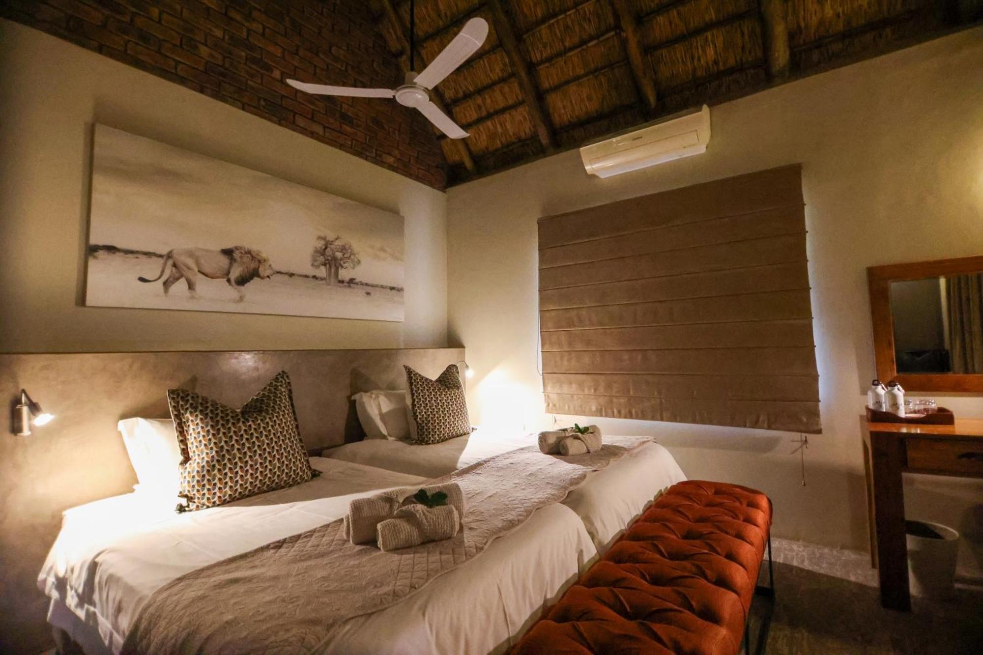 Senalala Safari Lodge Klaserie Private Nature Reserve Exterior foto
