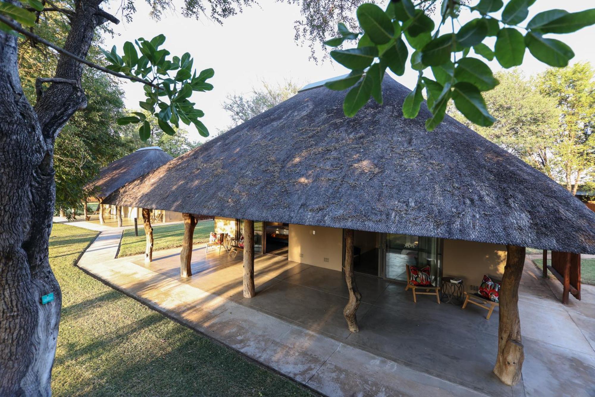 Senalala Safari Lodge Klaserie Private Nature Reserve Exterior foto